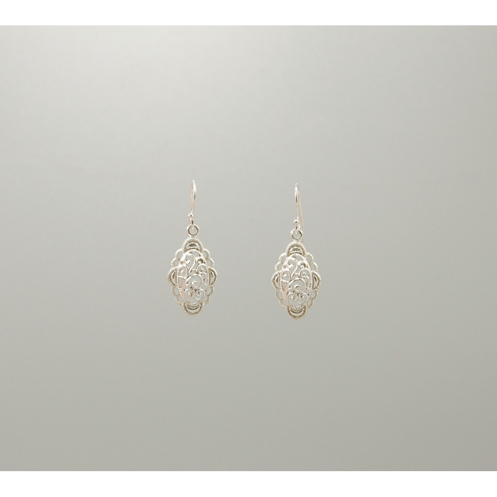 S0404 Plain Silver Earring S0404 Plain Silver Earring