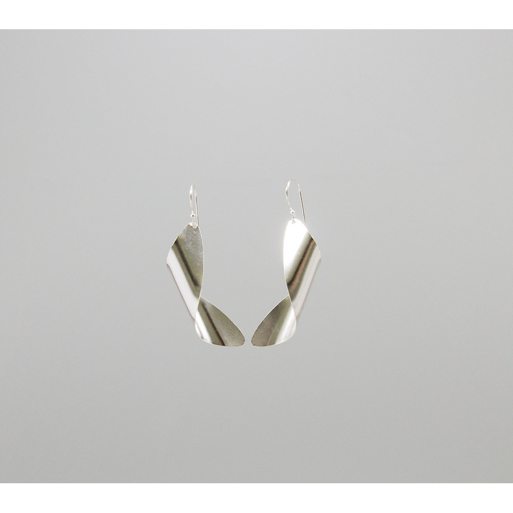 S0381 Plain Silver Earring S0381 Plain Silver Earring