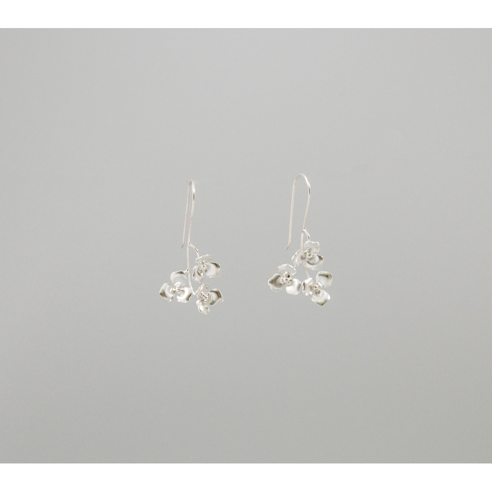 S0391 Plain Silver Earring S0391 Plain Silver Earring