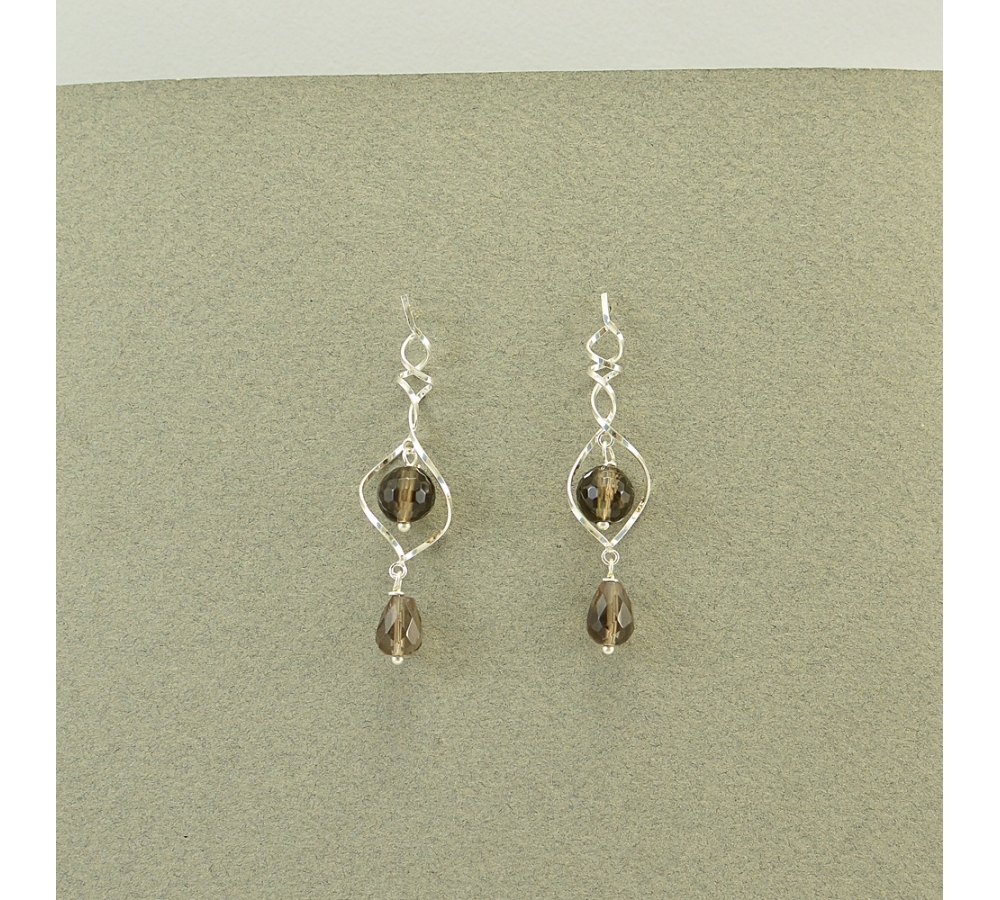 JE370 Smoky Earring JE370 Smoky Earring
